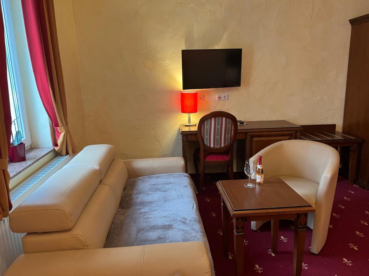 Hotel Medaillon Magdeburg Ngoại thất bức ảnh