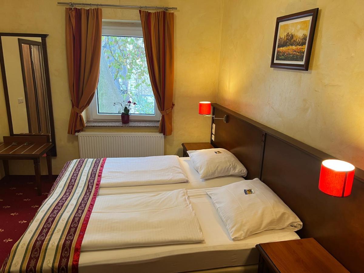 Hotel Medaillon Magdeburg Ngoại thất bức ảnh