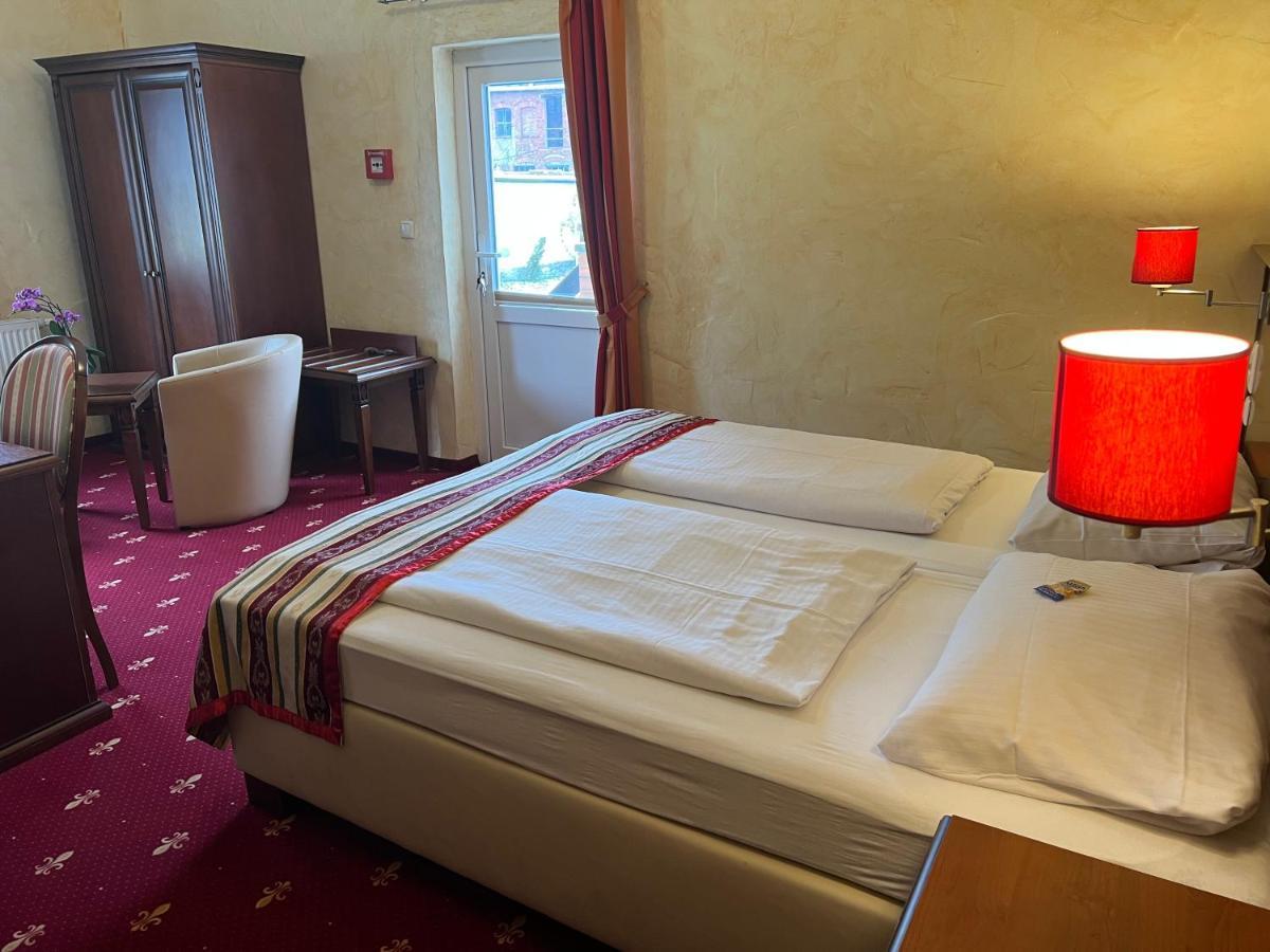 Hotel Medaillon Magdeburg Ngoại thất bức ảnh