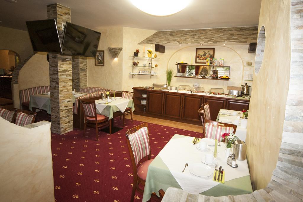 Hotel Medaillon Magdeburg Ngoại thất bức ảnh