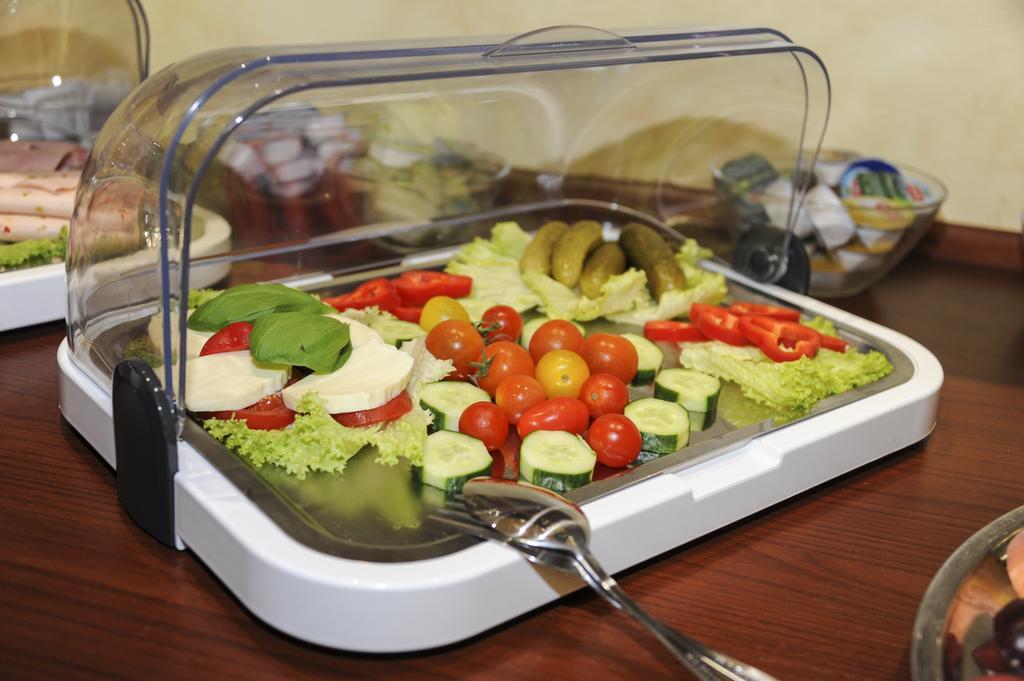 Hotel Medaillon Magdeburg Ngoại thất bức ảnh